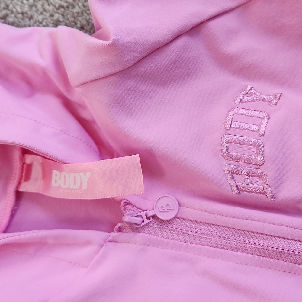 Body by Raven Tracy Women’s Pink Zip-Up Hoodie Sweatshirt - Picture 4 of 9